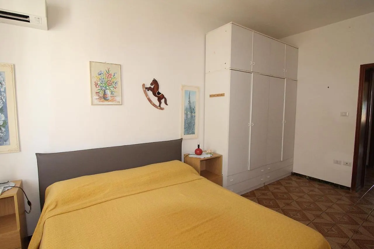 Alghero, Casa Di Roberto Itálie