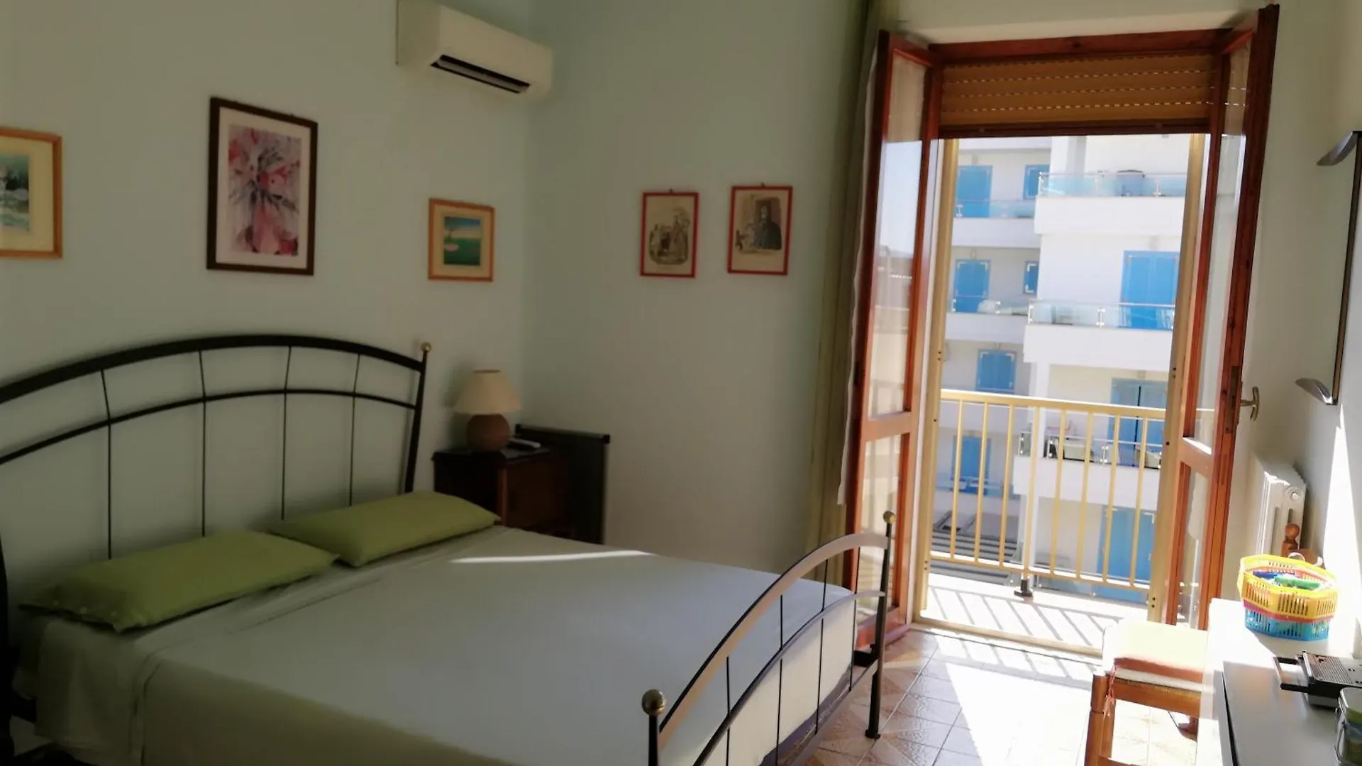 Alghero, Casa Di Roberto Itálie